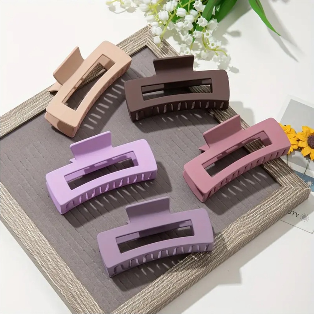 Set of 5 Matte Hair Claw Clips - Pink, Purple, Brown